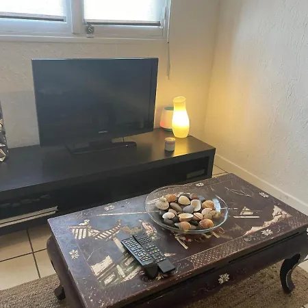 Grand 7 Minutes De La Et Climatise Sur Juan Les Pins Antibes