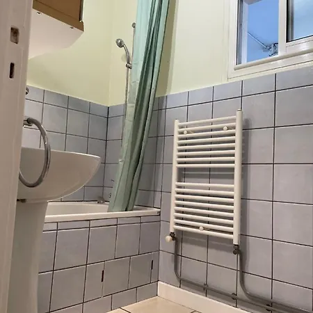 Apartment Grand 7 Minutes De La Et Climatise Sur Juan Les Pins *