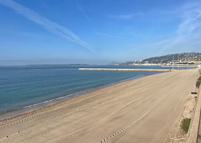 Daire Grand 7 Minutes De La Et Climatise Sur Juan Les Pins Antibes